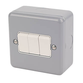 MK Metalclad Plus K3593ALM 10AX 3-Gang 2-Way Light Switch product image