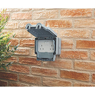 MK Masterseal Plus K56482GRY IP66 13A 2-Gang DP Switched Outdoor Socket product image 3