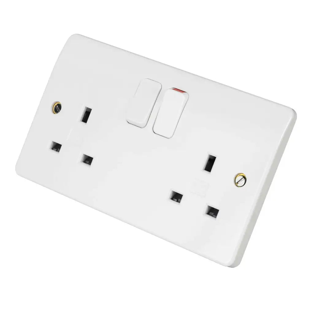 MK Logic Plus Rapid Fix 13A DP 2 Gang Switched Socket with Screwless Terminals White K2747STWHI