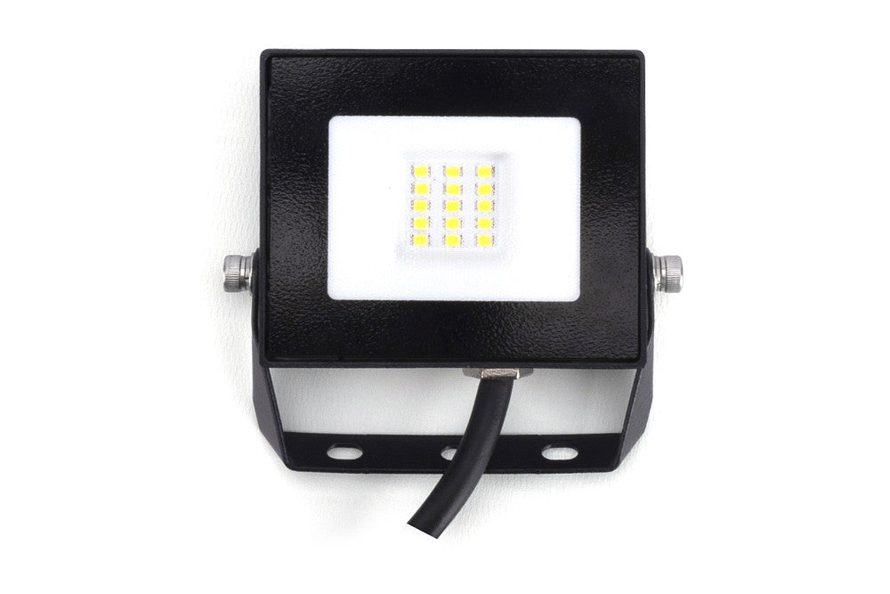 Integral ILFLE015 Floodlight Compact Slim 100lm/W 120Deg Beam 4000K IP65 IK08 10W 1000lm (Black)