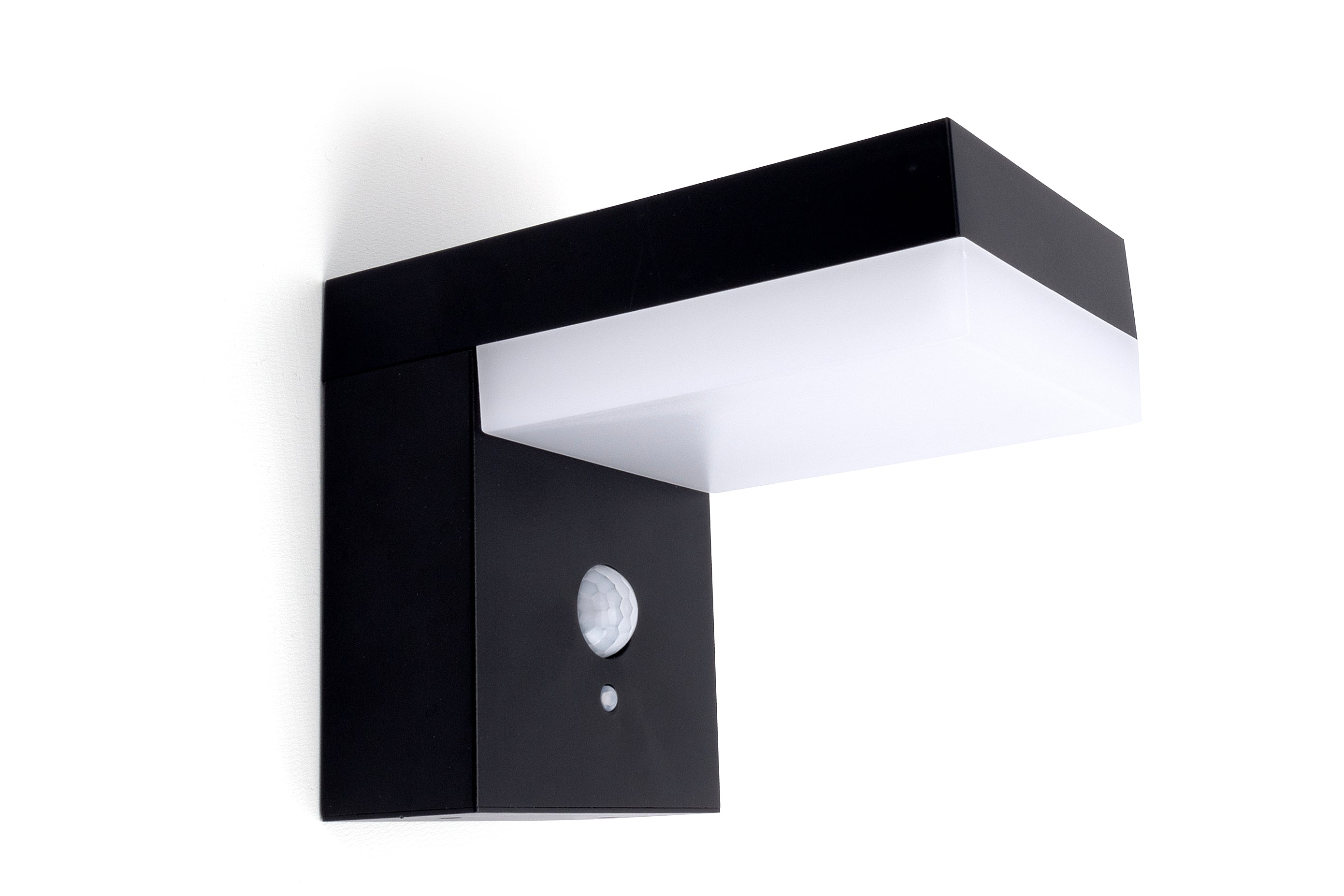 Integral ILSWLB006 Wall Light True Solar Wall PIR IP44 6W 575lm 3000K (Black)